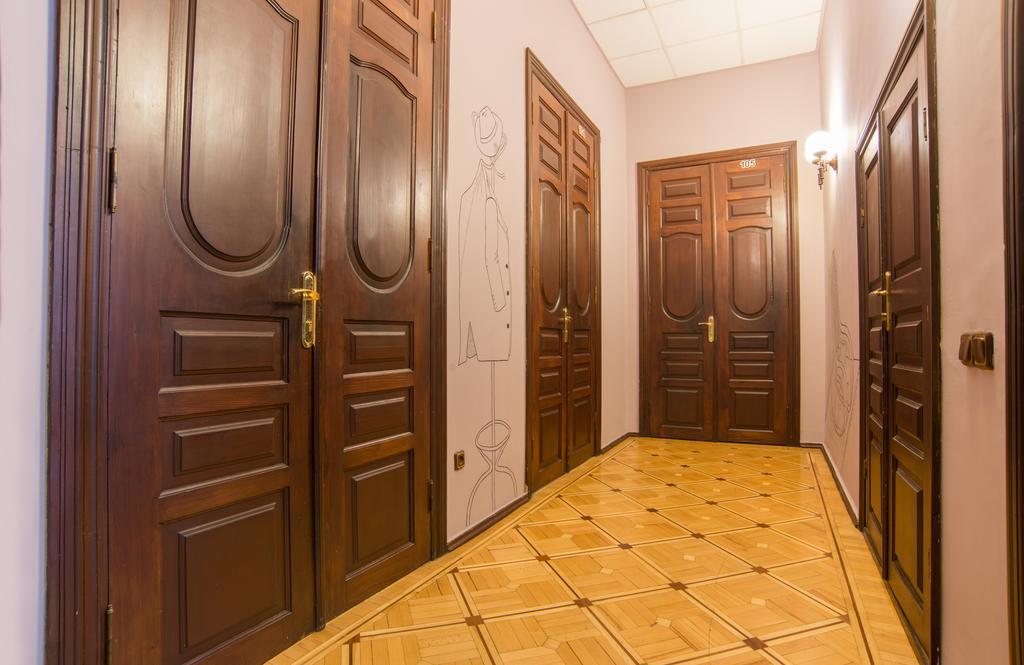Hostel Berloga Odessa Exterior foto